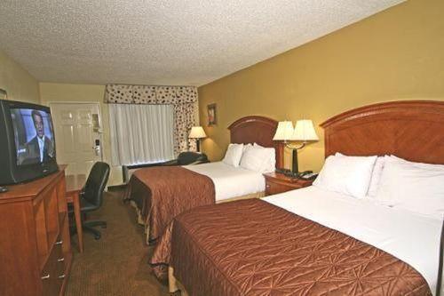 Inn Clarion Biltmore Village