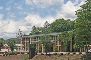 Clarion Biltmore Village Inn 2*