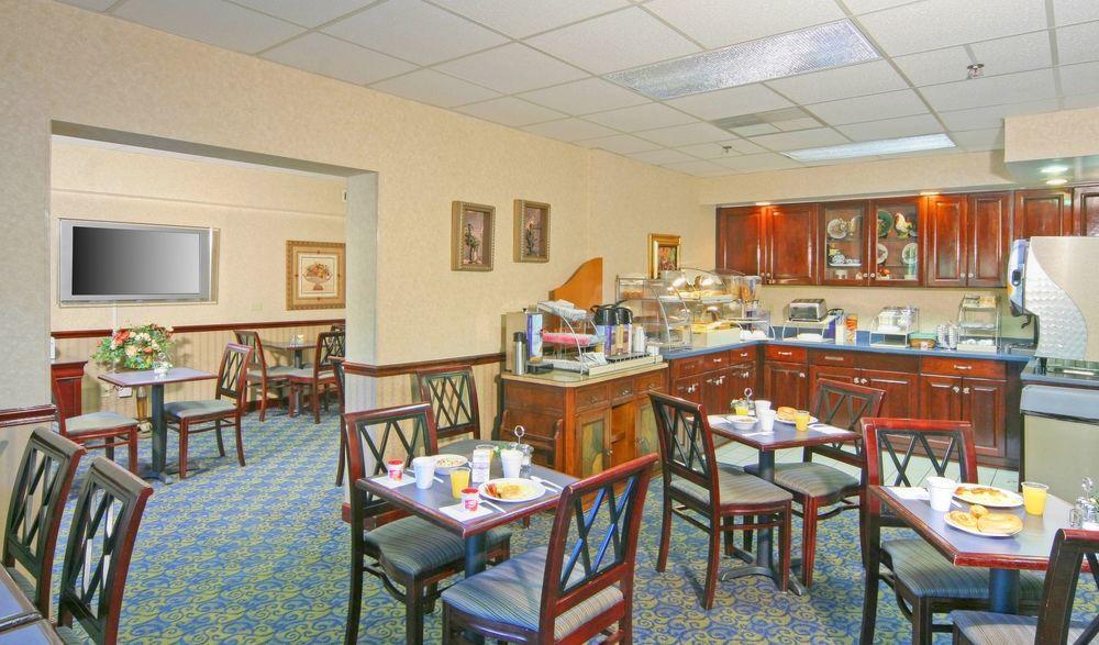 Clarion Biltmore Village